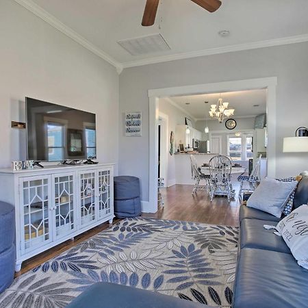 Cozy Beach Bungalow Near Galveston Seawall And Pier Екстериор снимка