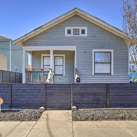 Cozy Beach Bungalow Near Galveston Seawall And Pier Екстериор снимка