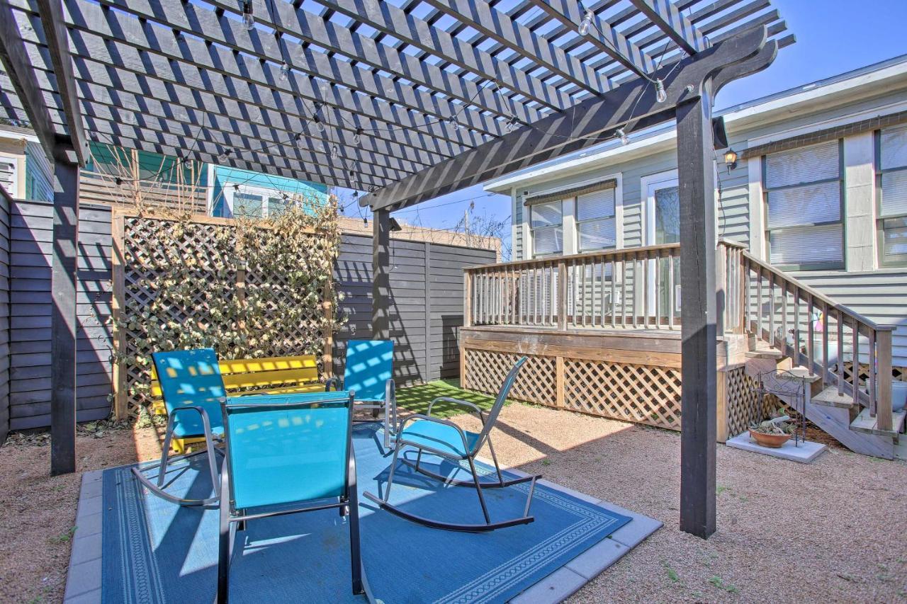 Cozy Beach Bungalow Near Galveston Seawall And Pier Екстериор снимка