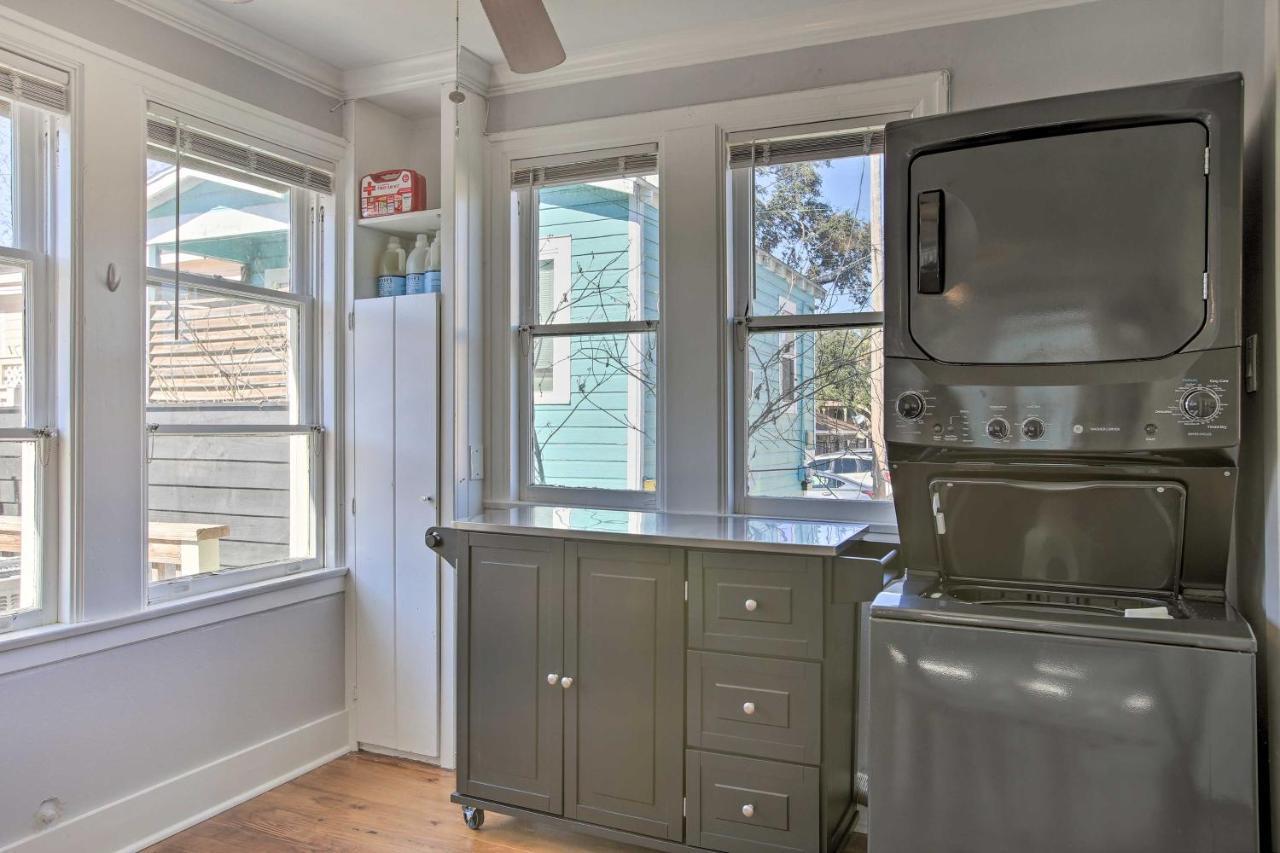 Cozy Beach Bungalow Near Galveston Seawall And Pier Екстериор снимка