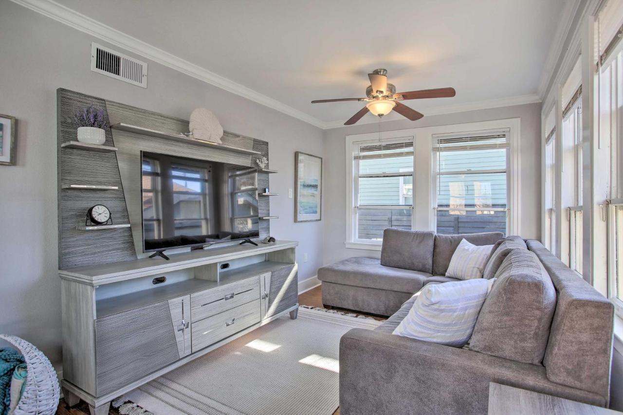 Cozy Beach Bungalow Near Galveston Seawall And Pier Екстериор снимка